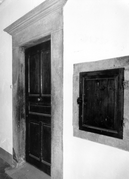 portale, serie - bottega toscana (prima metà sec. XVI)