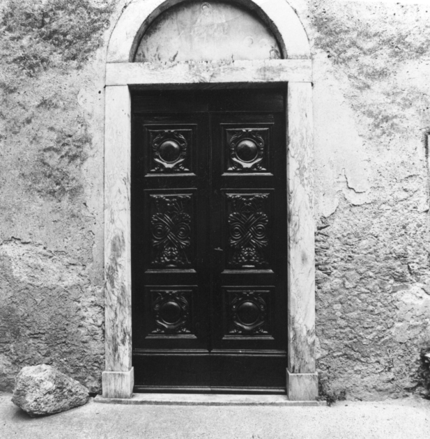 porta - a due battenti - bottega versiliese (fine sec. XVIII)