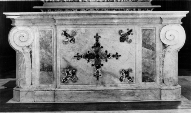 altare maggiore - ambito apuoversiliese (sec. XVII)
