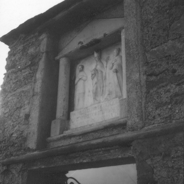 SAN NICOLA E SANT'ANTONIO ABATE (rilievo) - ambito apuoversiliese (sec. XVII)