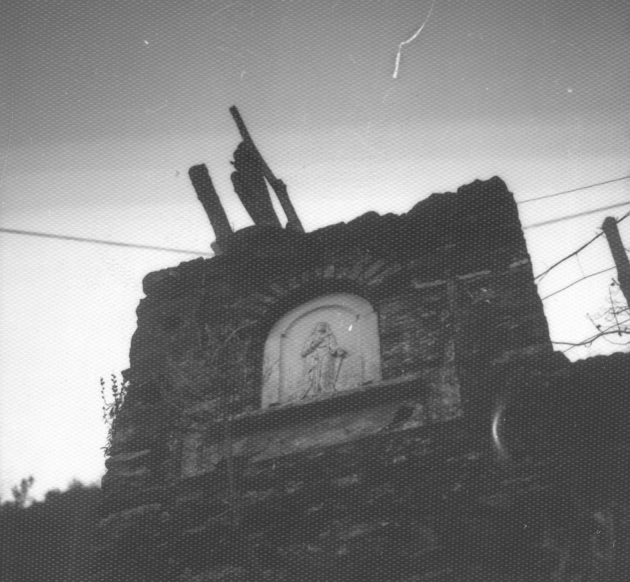 MADONNA ADDOLORATA (rilievo) - ambito apuoversiliese (sec. XIX)