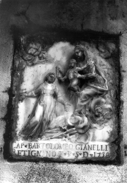 Madonna con Bambino e Sant'Antonio da Padova (rilievo) - ambito apuoversiliese (sec. XVIII)