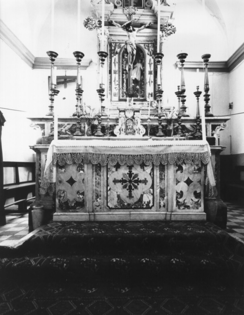 altare maggiore - ambito apuoversiliese (fine sec. XVII)