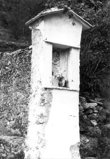 MADONNA DEL BUON CONSIGLIO (rilievo) - ambito apuoversiliese (sec. XIX)