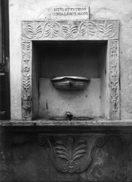 lavabo da sacrestia - ambito lucchese (sec. XVII)