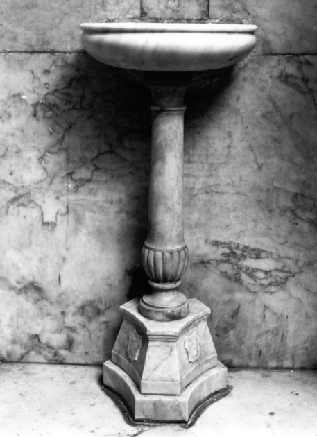 acquasantiera - a fusto - ambito lucchese (fine/inizio secc. XIX/ XX)