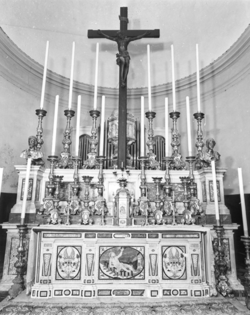 altare maggiore di Benti Jacopo di Lorenzo (sec. XVII)