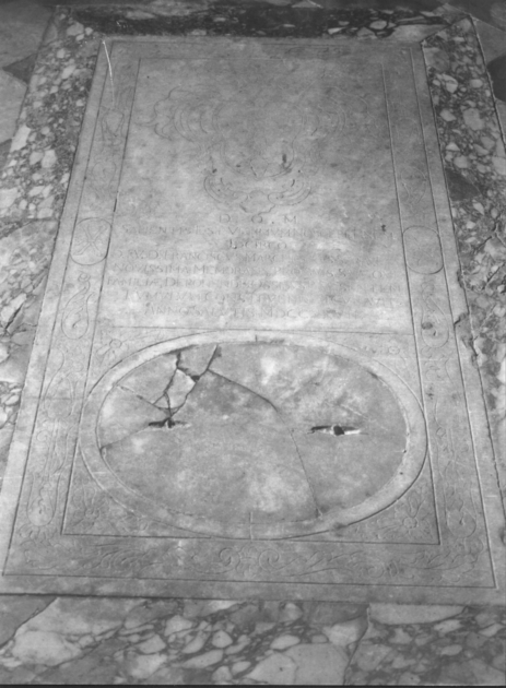 lastra tombale - ambito versiliese (sec. XVIII)