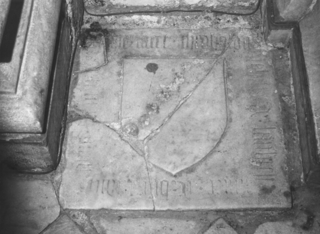 lapide tombale - ambito versiliese (sec. XV)