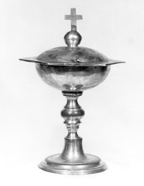 pisside da viatico - bottega lucchese (inizio sec. XVIII)