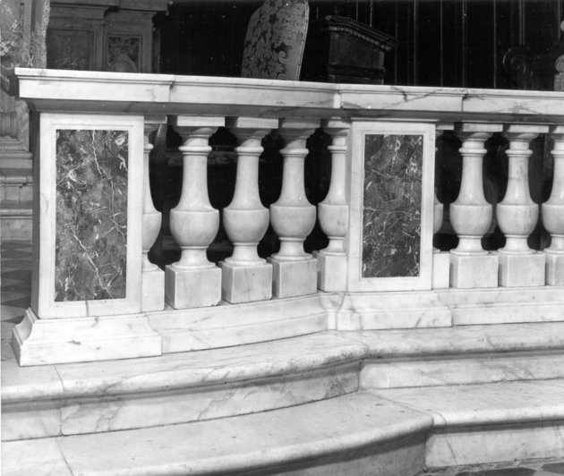 balaustrata - ambito apuoversiliese (sec. XVIII)