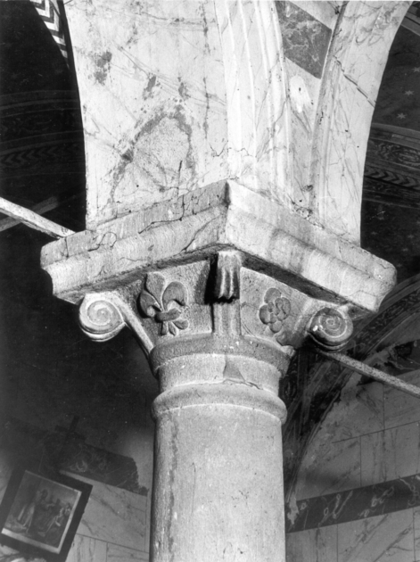 capitello - ambito garfagnino (secc. XVI/ XVII)