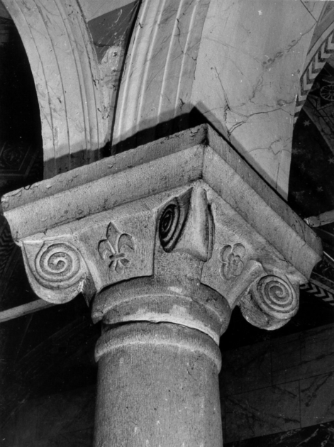 capitello - ambito garfagnino (secc. XVI/ XVII)