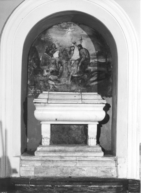 fonte battesimale - ambito apuoversiliese (fine/inizio secc. XVI/ XVII)