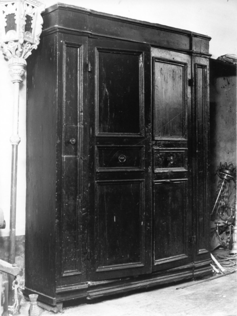 armadio da sacrestia, serie - bottega toscana (sec. XIX)