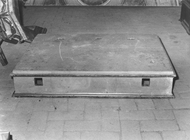 base processionale, elemento d'insieme - bottega versiliese (sec. XIX)