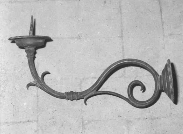 candeliere da parete - bottega toscana (inizio sec. XX)