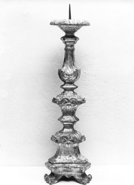 candeliere, serie - bottega lucchese (fine/inizio secc. XVIII/ XIX)