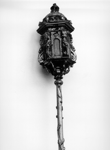 lanterna processionale, serie - bottega versiliese (sec. XVII)