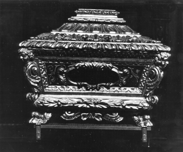 reliquiario a teca - a urna - ambito garfagnino (sec. XVII)