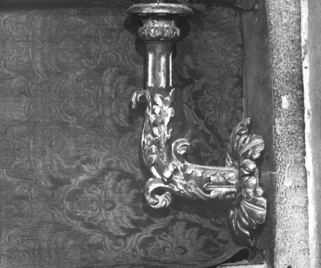 candeliere da parete, serie - ambito garfagnino (sec. XIX)