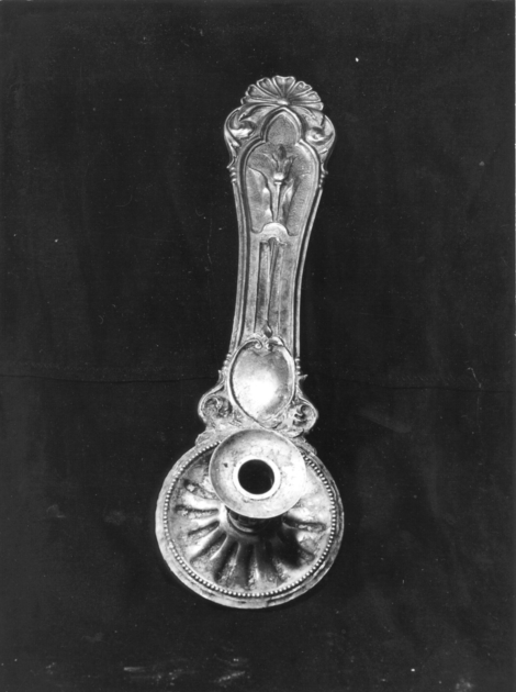 bugia - bottega toscana (primo quarto sec. XX)