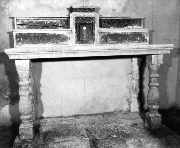 altare - ambito apuoversiliese (sec. XVIII)