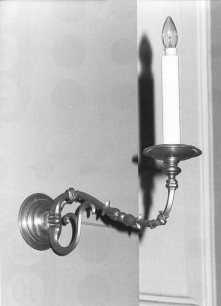 candeliere da parete, serie - bottega toscana (secc. XVII/ XVIII)