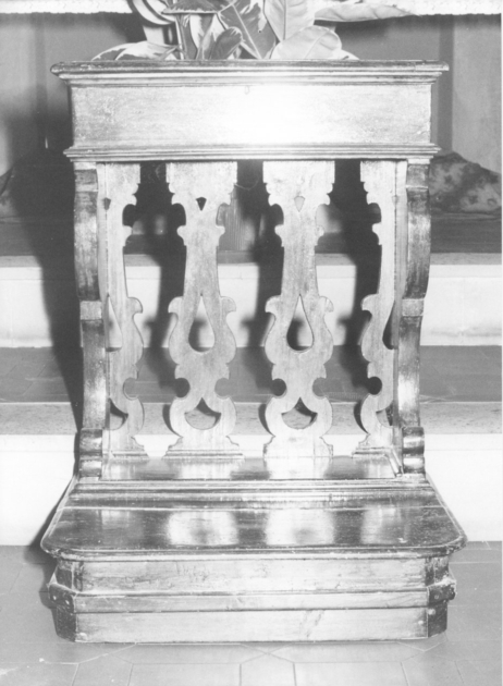 inginocchiatoio - bottega lucchese (sec. XVIII)
