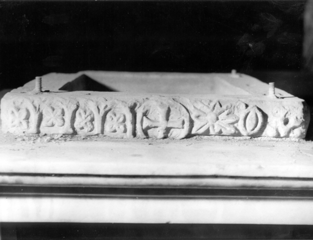 rilievo, elemento d'insieme - bottega italiana (secc. VIII/ IX)