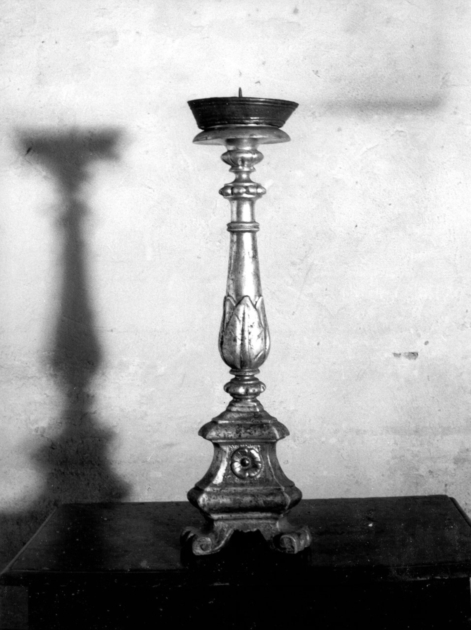 candeliere d'altare, serie - bottega lucchese (sec. XIX)