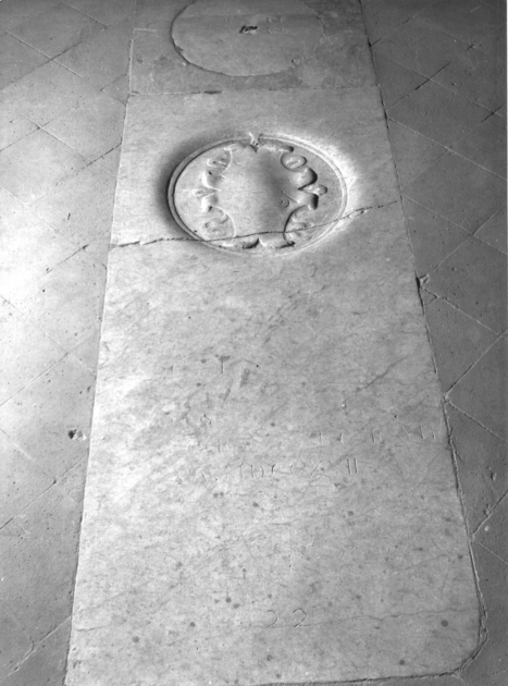 lastra tombale - bottega italiana (sec. XVIII)