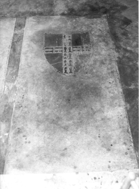 lastra tombale - bottega italiana (sec. XIV)