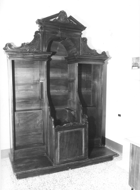 confessionale - bottega lucchese (prima metà sec. XVIII)