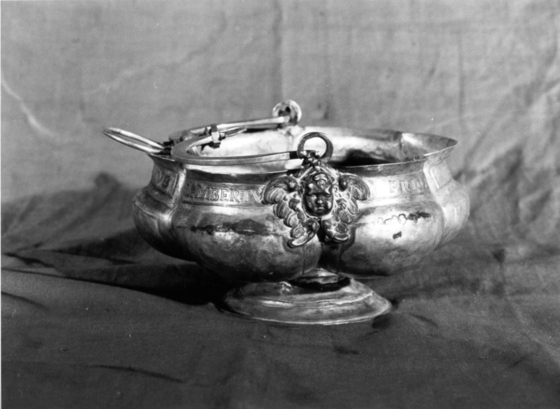 secchiello per l'acqua benedetta - bottega lucchese (sec. XVII)