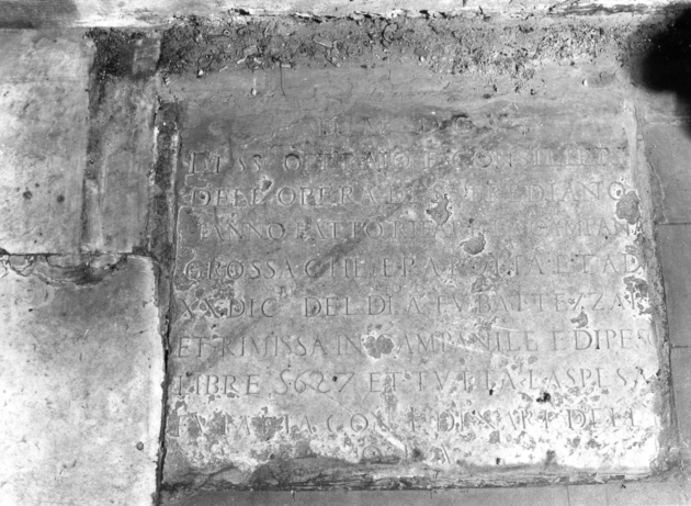 lapide commemorativa - bottega lucchese (sec. XVII)