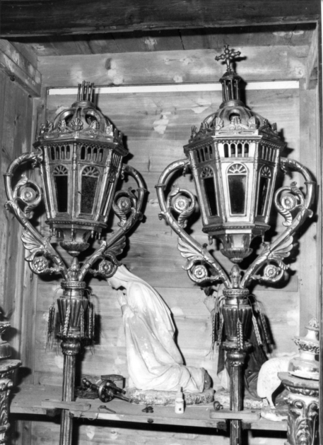 lampione, serie - manifattura lucchese (prima metà sec. XIX)