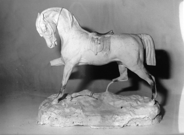 cavallo (statua equestre, opera isolata) di Angeloni Alfredo (sec. XX)