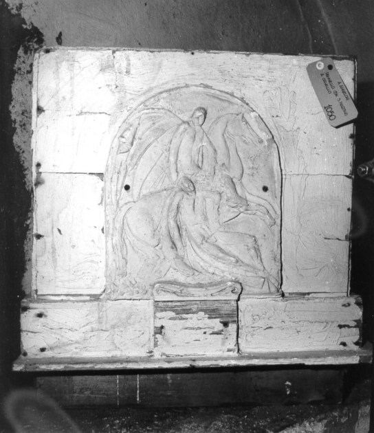 San Martino dona parte del mantello al povero (rilievo, opera isolata) di Angeloni Alfredo (sec. XX)