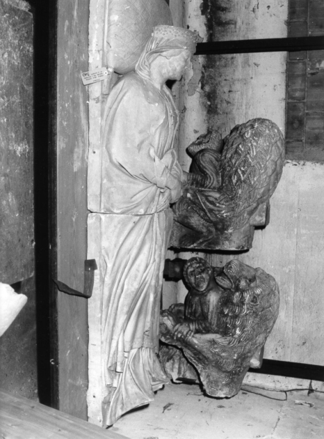 figura femminile (monumento funebre, opera isolata) di Consani Vincenzo (sec. XIX)