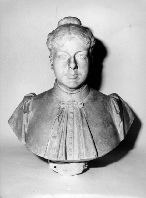 figura femminile (busto, opera isolata) di Lucchesi Urbano (sec. XX)