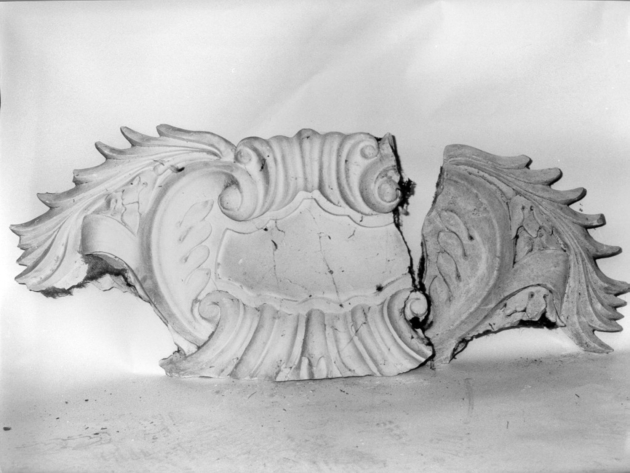 decorazione plastica, opera isolata - bottega lucchese (secc. XIX/ XX)