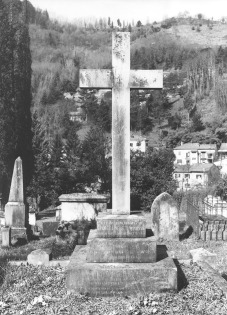 tomba - bottega italiana (sec. XX)