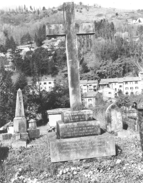 tomba - bottega italiana (sec. XX)