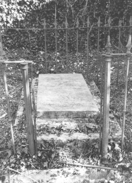 tomba - bottega italiana (sec. XIX)