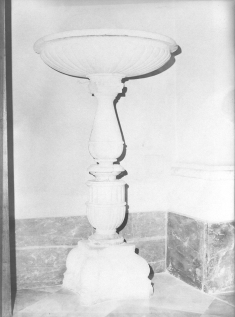 acquasantiera - a fusto - bottega toscana (sec. XVIII)