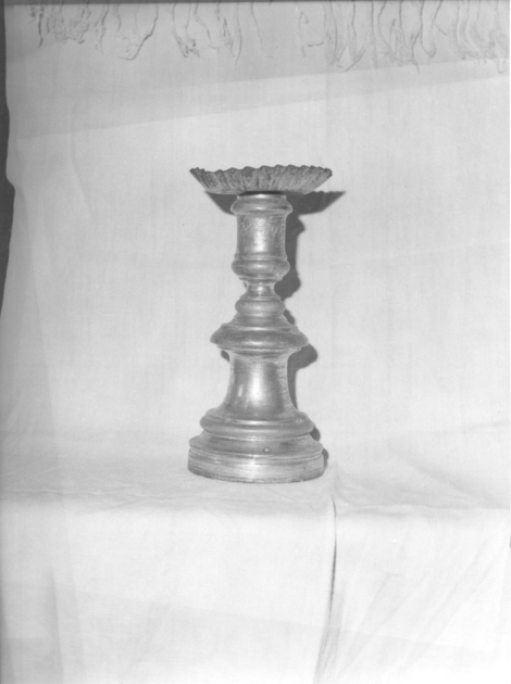 candeliere, serie - bottega lucchese (sec. XIX)