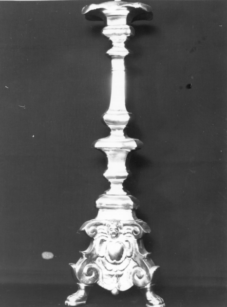 candeliere d'altare, serie - bottega toscana (sec. XVIII)