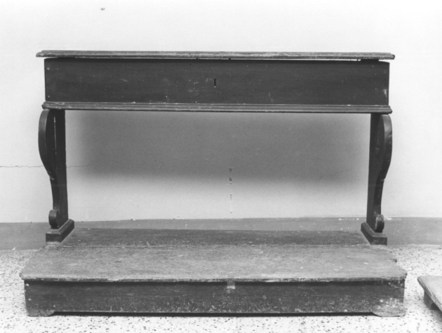 inginocchiatoio - manifattura lucchese (sec. XVIII)