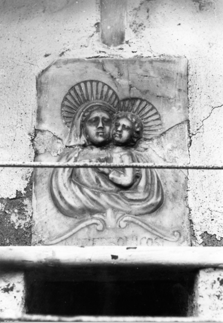 MADONNA DEL BUON CONSIGLIO (rilievo) - ambito apuoversiliese (prima metà sec. XIX)